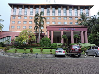 Aryaduta Lippo Village